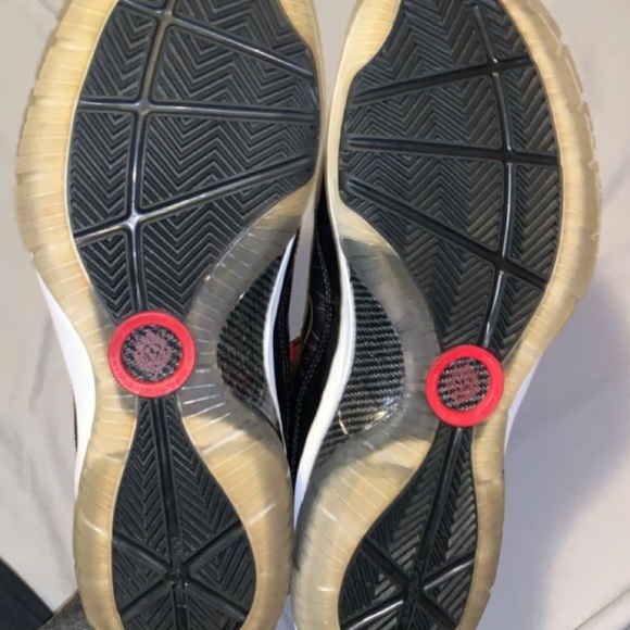 Lebron 7 playoff specific bred (2010) - Picture 1 of 4